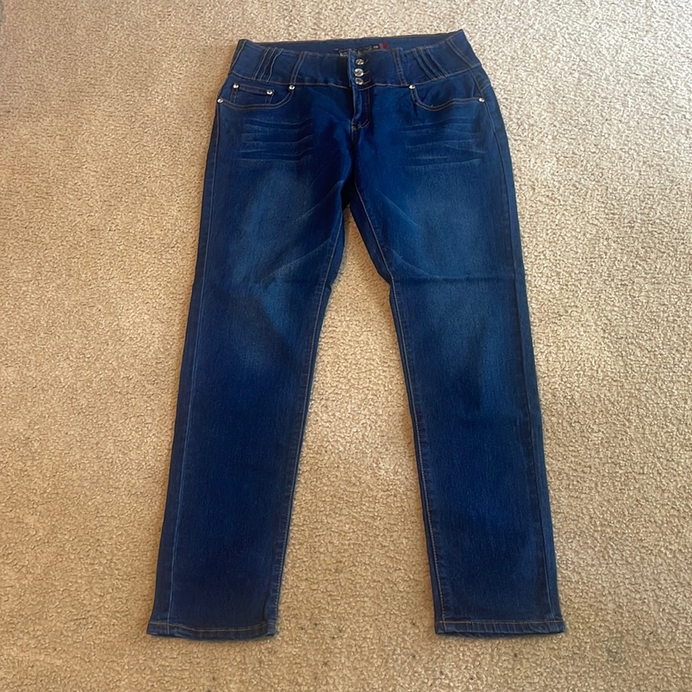 High waisted jeans